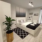 Neptun 5 1 9 1 0 2 1 3 0 Apartman