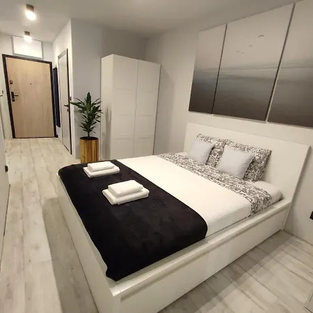 شقة Neptun 5 1 9 1 0 2 1 3 0 *