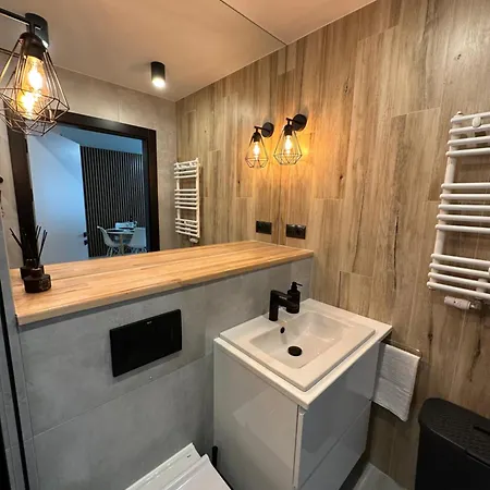 Apartman Neptun 5 1 9 1 0 2 1 3 0 Gdańsk